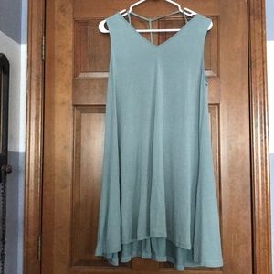 Light green dress and available in black